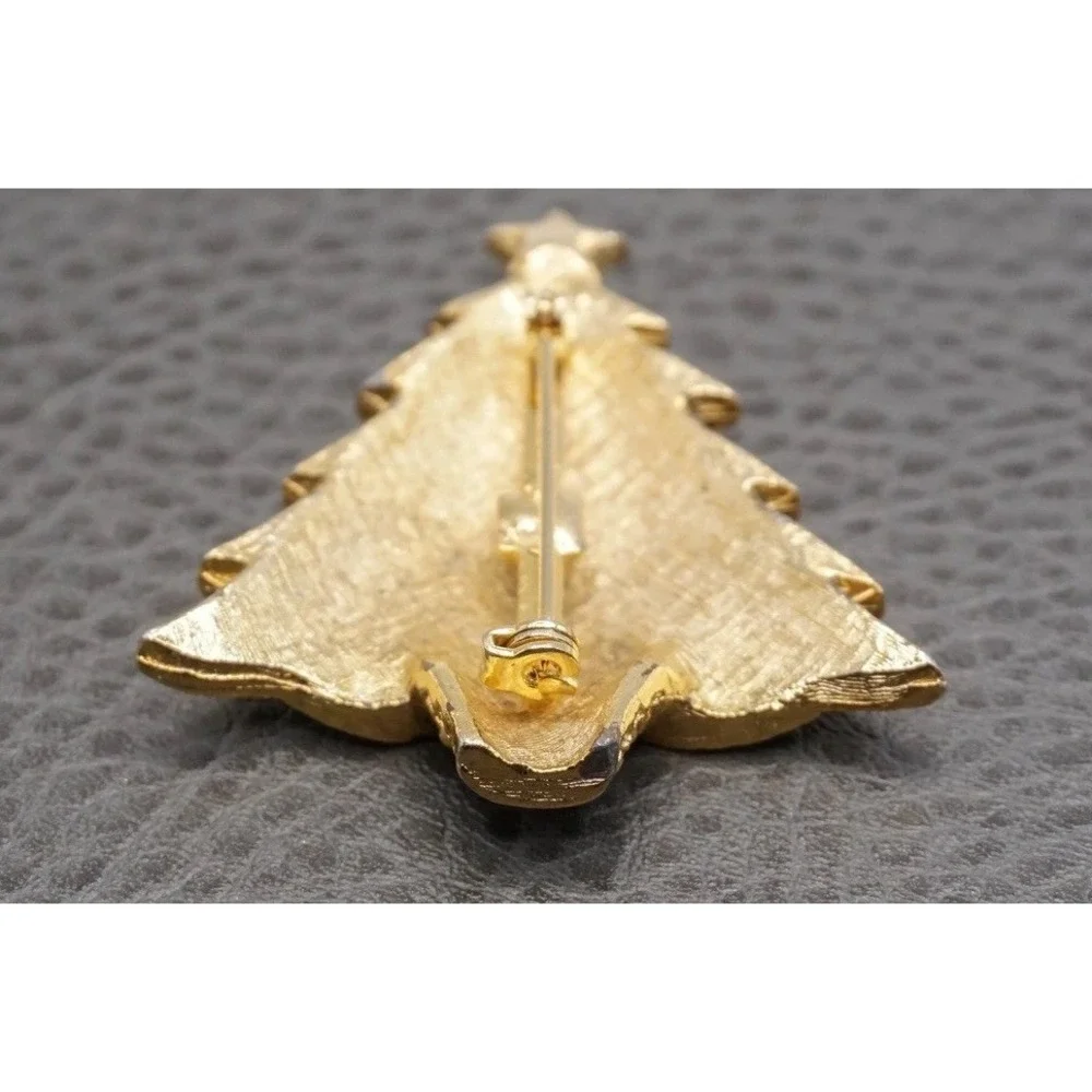Vintage Christmas Tree Brooch Crystal Rhinestone Red Green Enamel Gold Tone